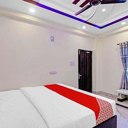Oyo 86602 Hotel Dream Palace Kalkata Exteriér fotografie
