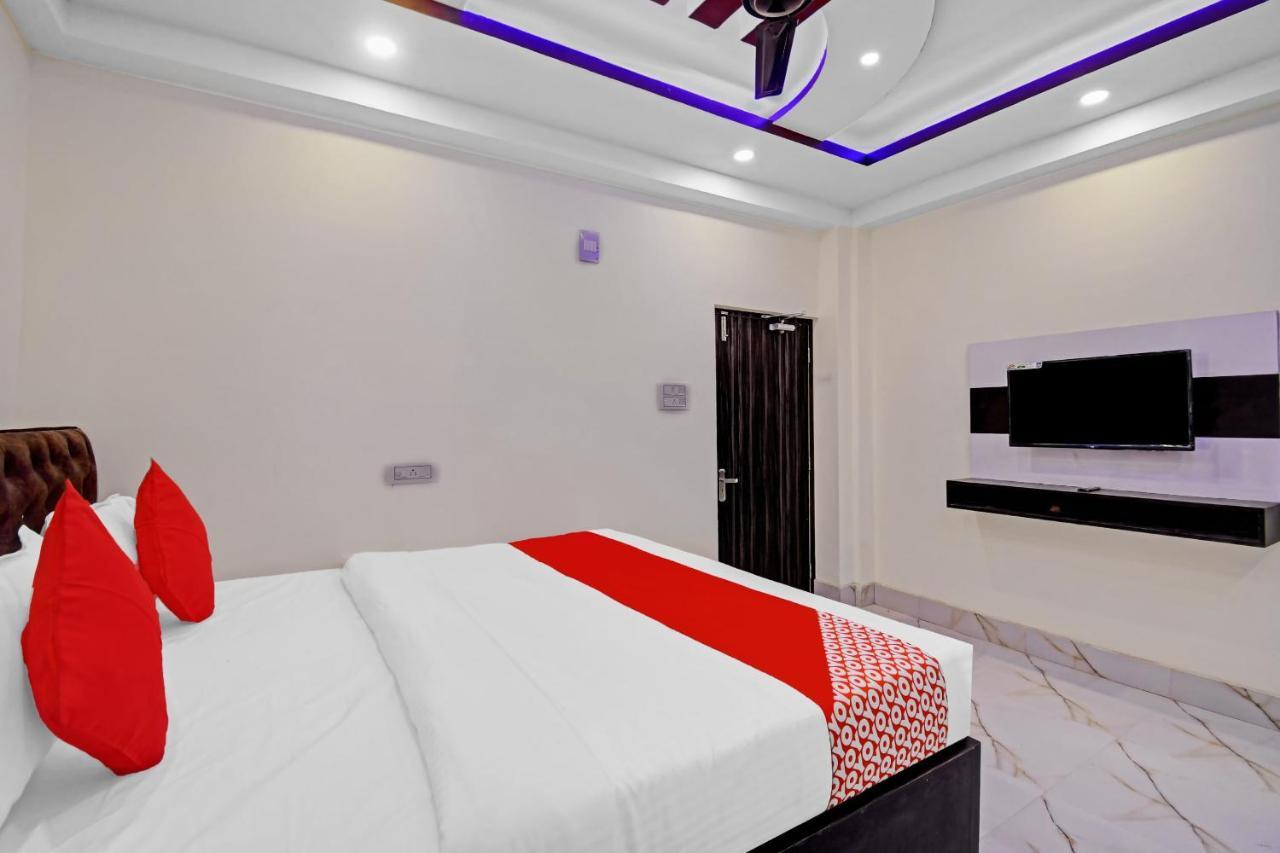 Oyo 86602 Hotel Dream Palace Kalkata Exteriér fotografie