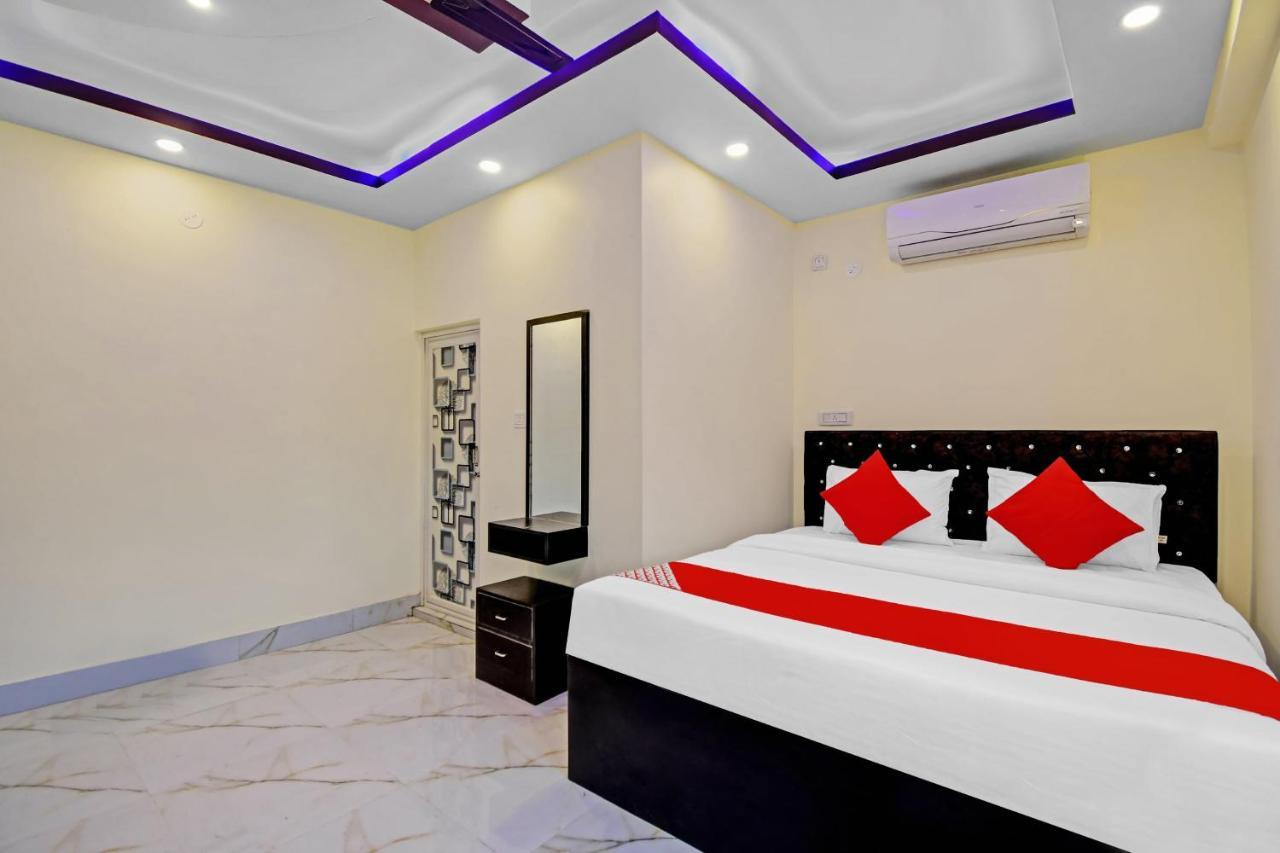 Oyo 86602 Hotel Dream Palace Kalkata Exteriér fotografie